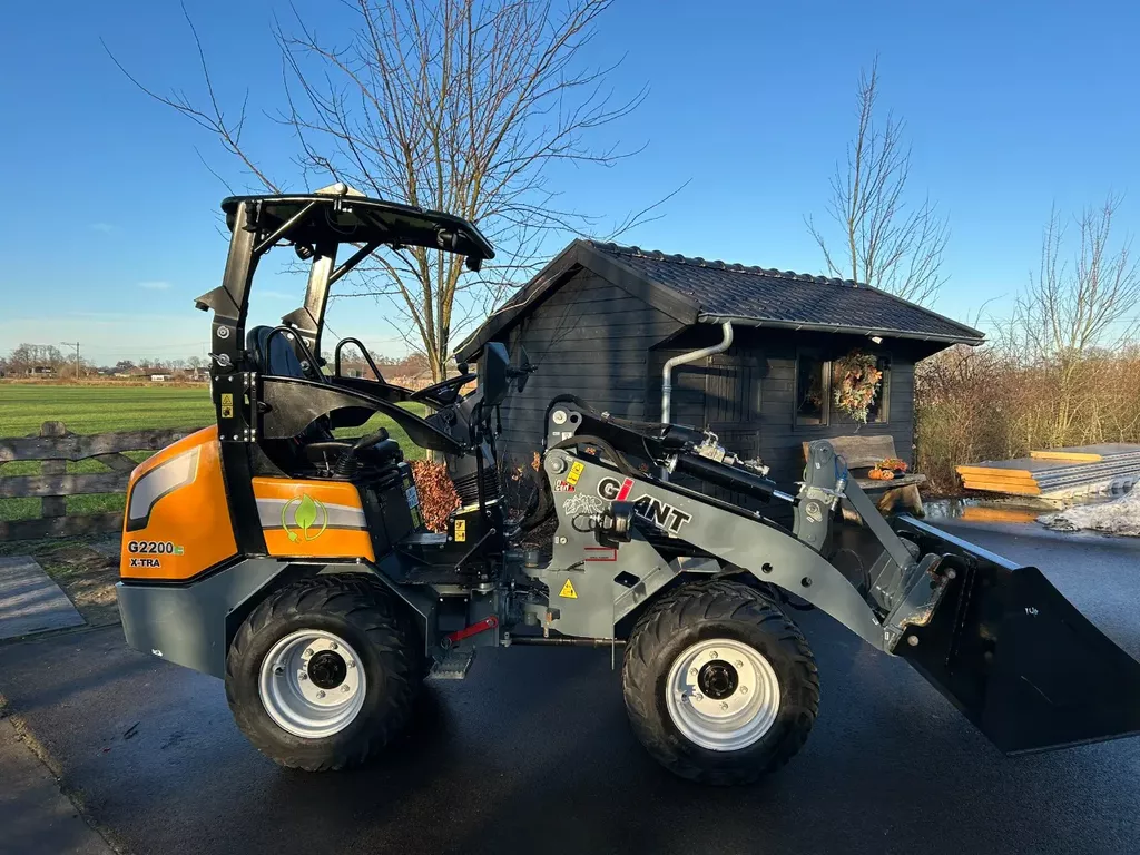 Giant G2200E X-tra VERKOCHT