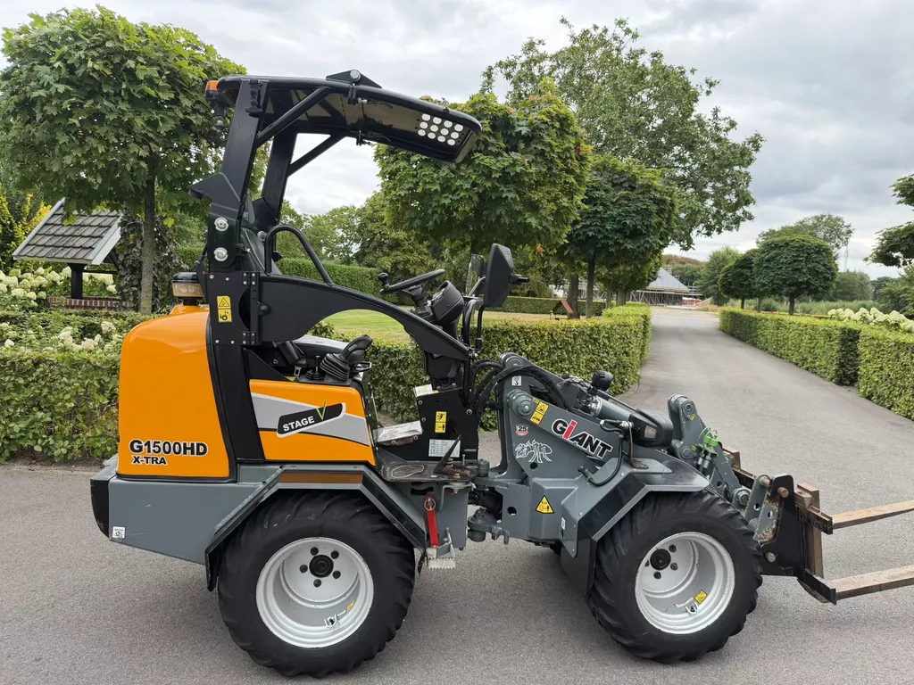 Giant G1500 X-TRA HD W15
