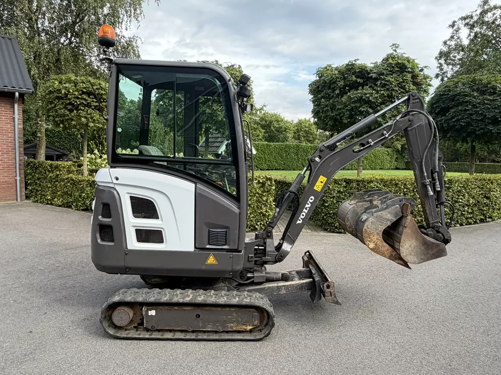 Volvo EC18C Minigraver