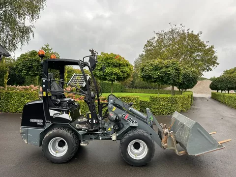 Giant G2500HD X-tra VERKOCHT