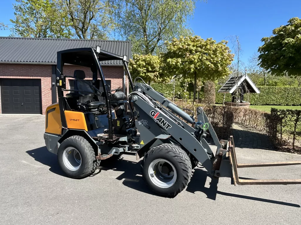 Giant V452T V 452 T