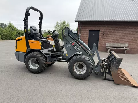 Giant V452T