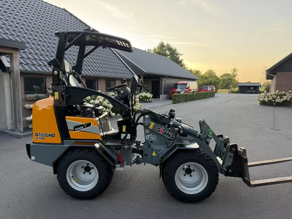 Giant G1500 X-TRA HD W15