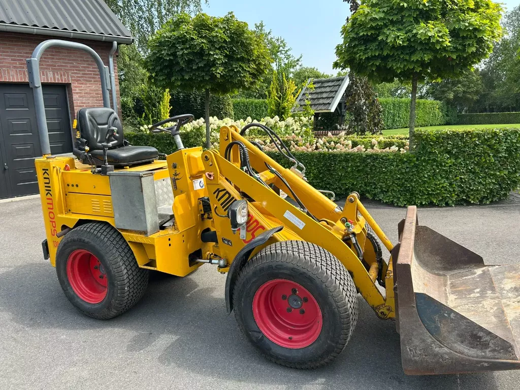 Knikmops 130